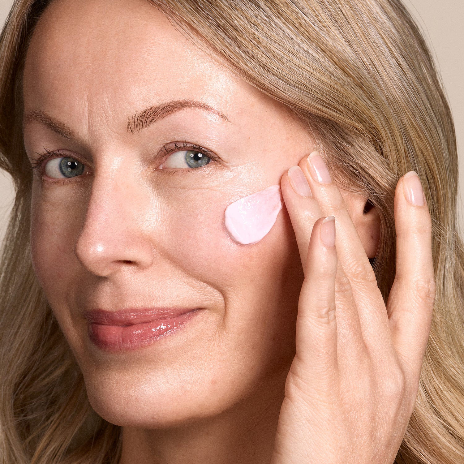 Daily Defence Sunscreen - Broad Spectrum SPF 50
